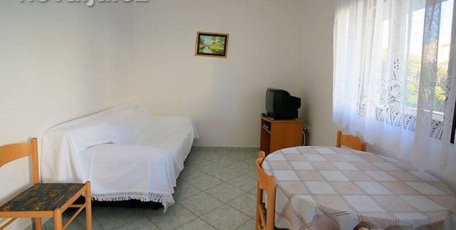 Apartments Milja - 10 M From Sea Mandre Exterior photo