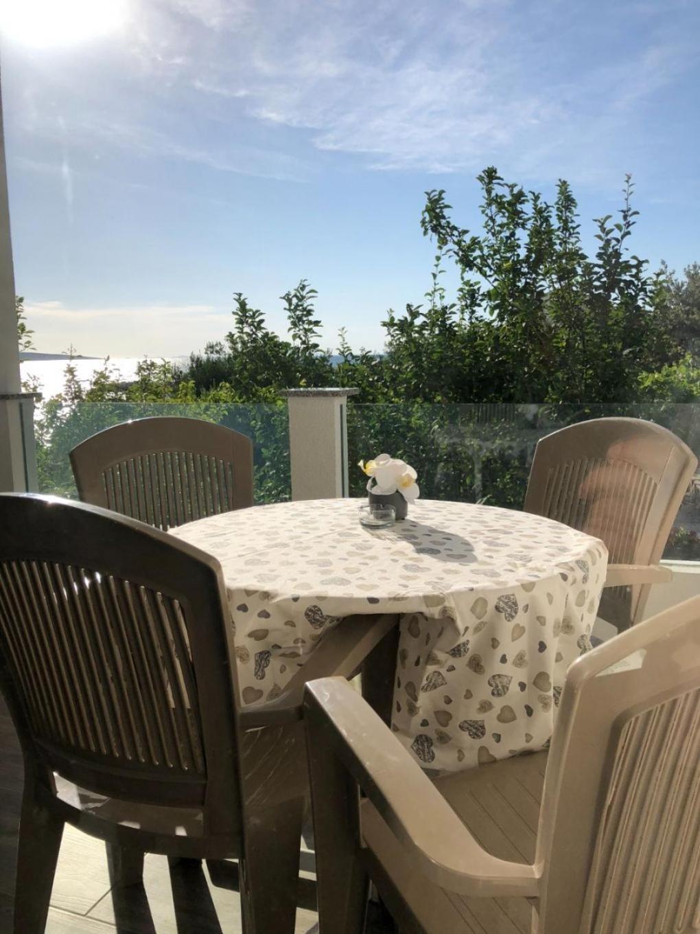Apartments Milja - 10 M From Sea Mandre Exterior photo